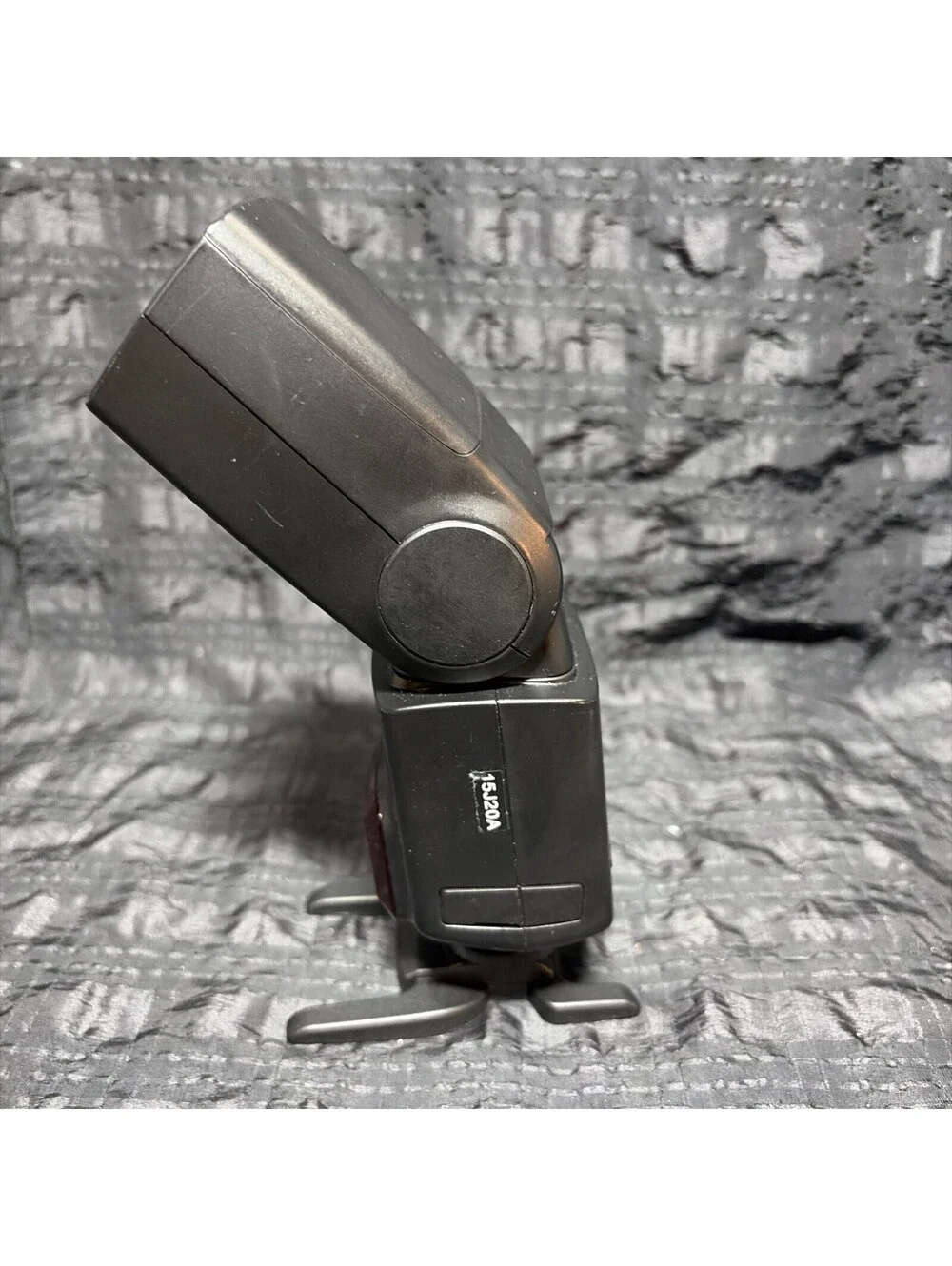 Insignia NS-DXFL2N Full Automatic TTL Operation Flash Built In Wide Angle Lens